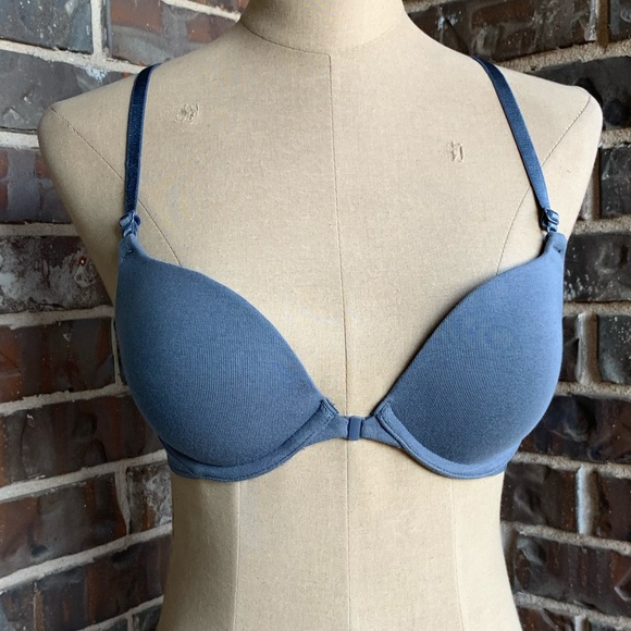 2 FOR $25 NWOT Victoria's Secret Bra Grey Sequin Front Clasp - 32C - Picture 5 of 6